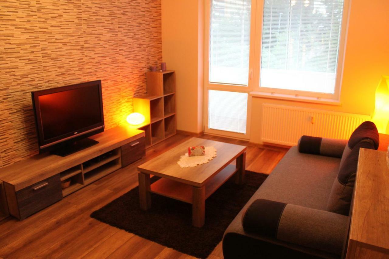 Apartman Tatry ตาตรันสกา ชตราบา ภายนอก รูปภาพ