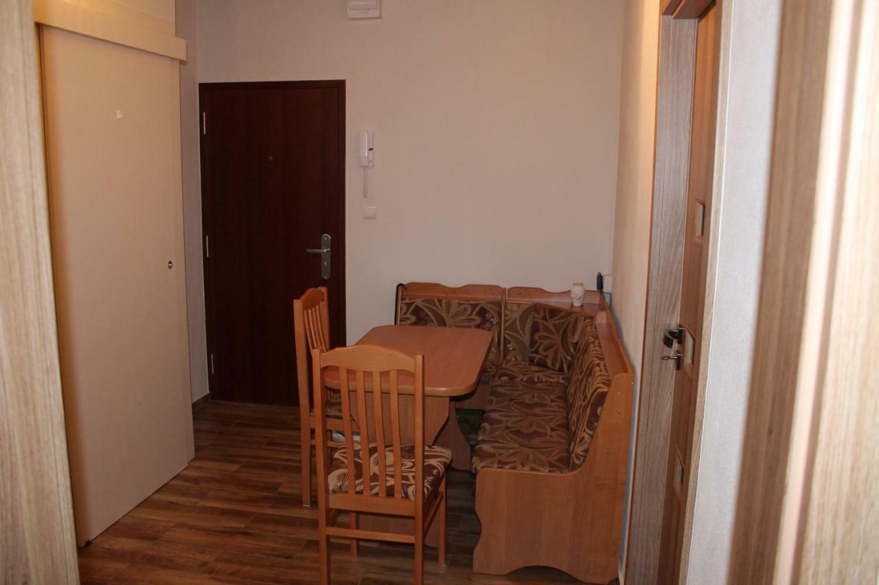 Apartman Tatry ตาตรันสกา ชตราบา ภายนอก รูปภาพ